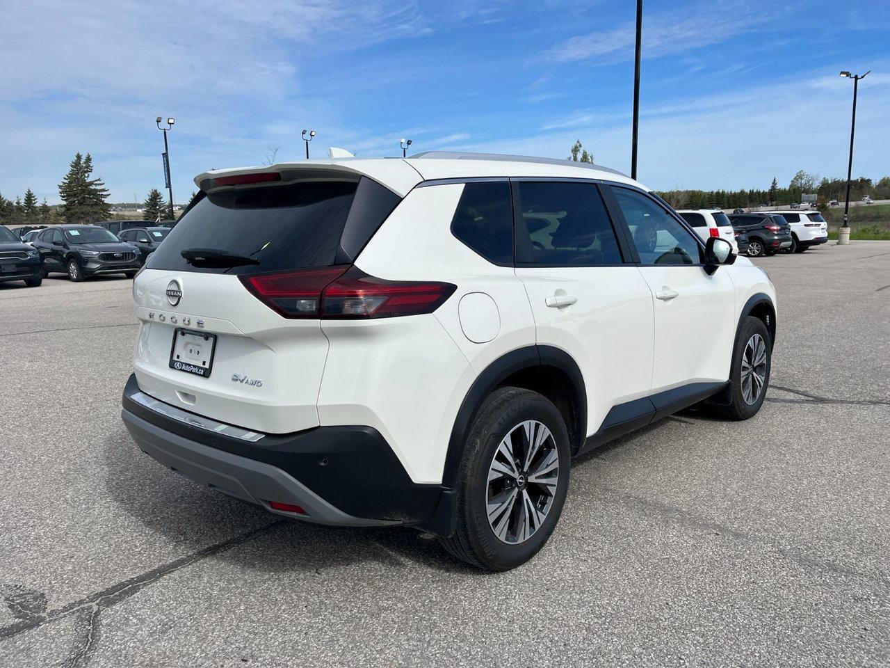 2023 Nissan Rogue AWD SV Moonroof Photo