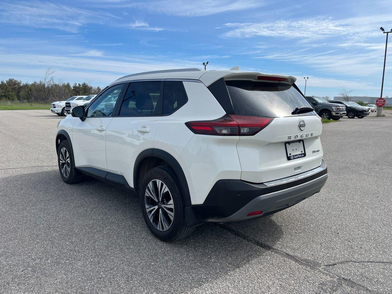 2023 Nissan Rogue AWD SV Moonroof Photo