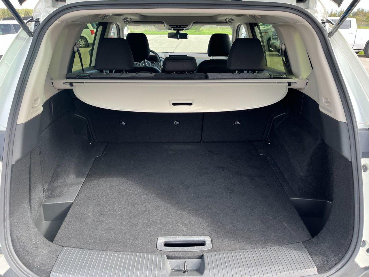 2023 Nissan Rogue AWD SV Moonroof Photo