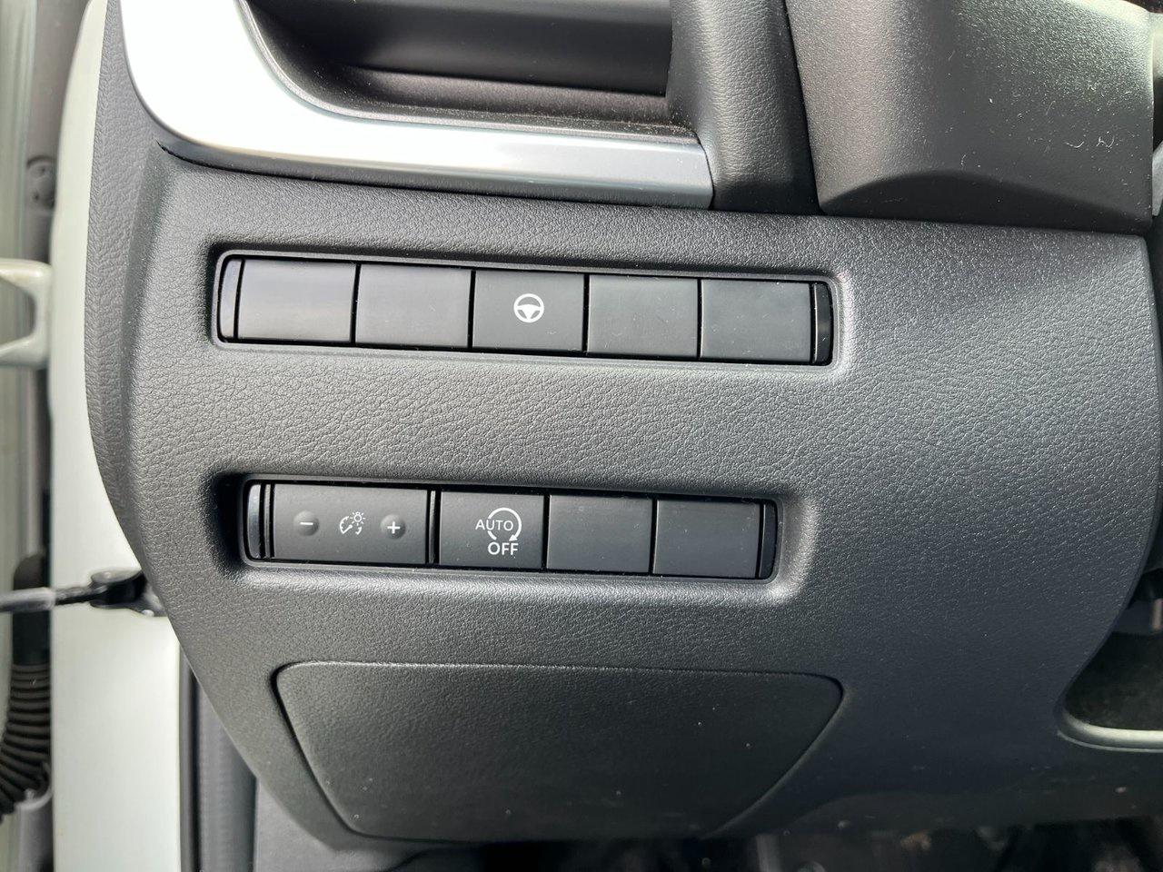 2023 Nissan Rogue AWD SV Moonroof Photo