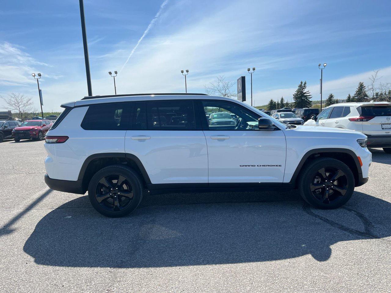 2021 Jeep Grand Cherokee L ALTITUDE 4X4 Photo