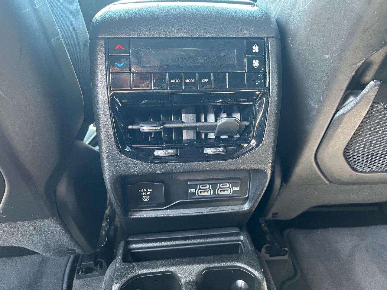 2021 Jeep Grand Cherokee L ALTITUDE 4X4 Photo