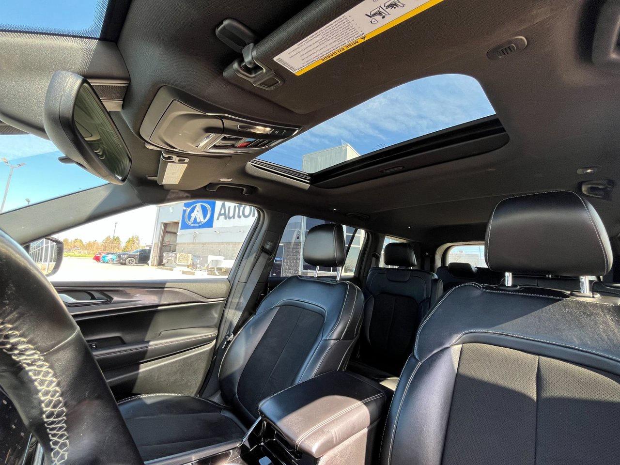 2021 Jeep Grand Cherokee L ALTITUDE 4X4 Photo