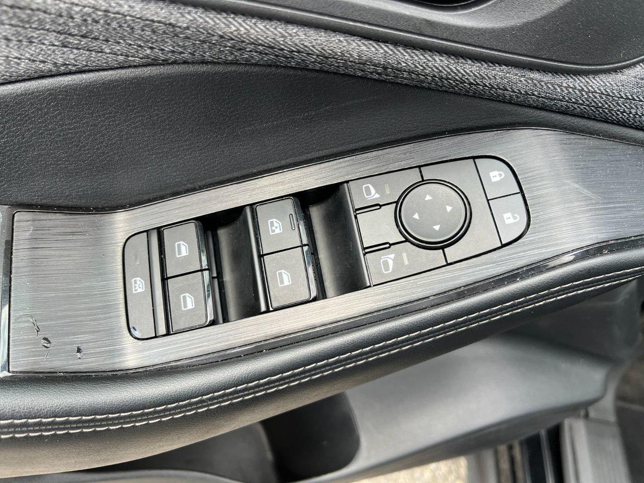 2023 Nissan Rogue SV AWD Photo