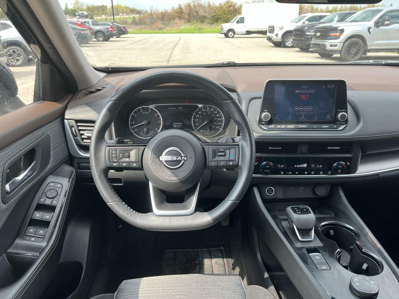 2023 Nissan Rogue SV AWD Photo