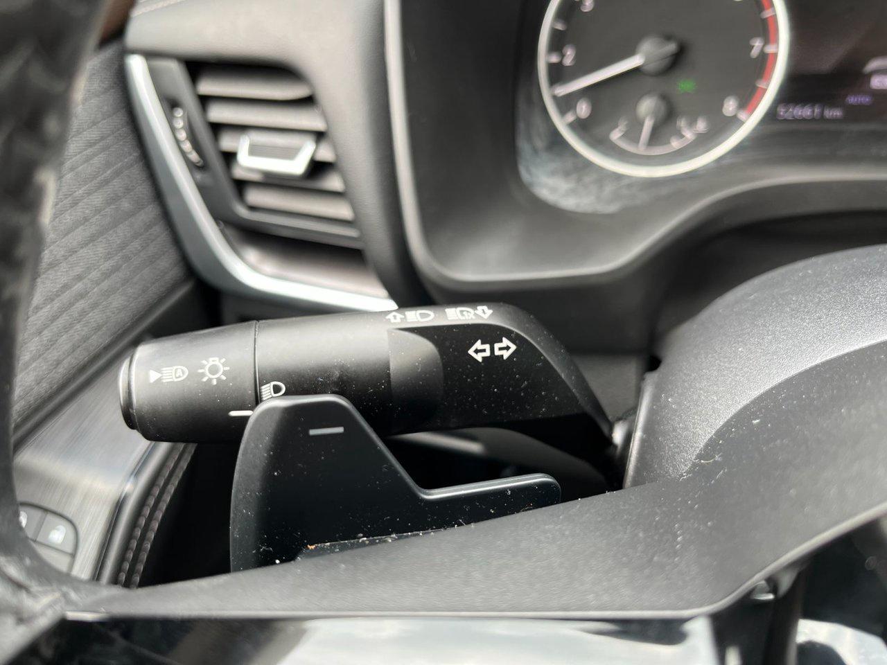 2023 Nissan Rogue SV AWD Photo