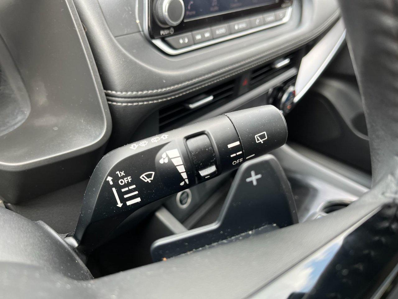 2023 Nissan Rogue SV AWD Photo