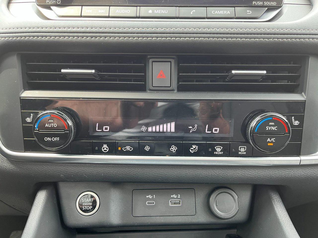 2023 Nissan Rogue SV AWD Photo