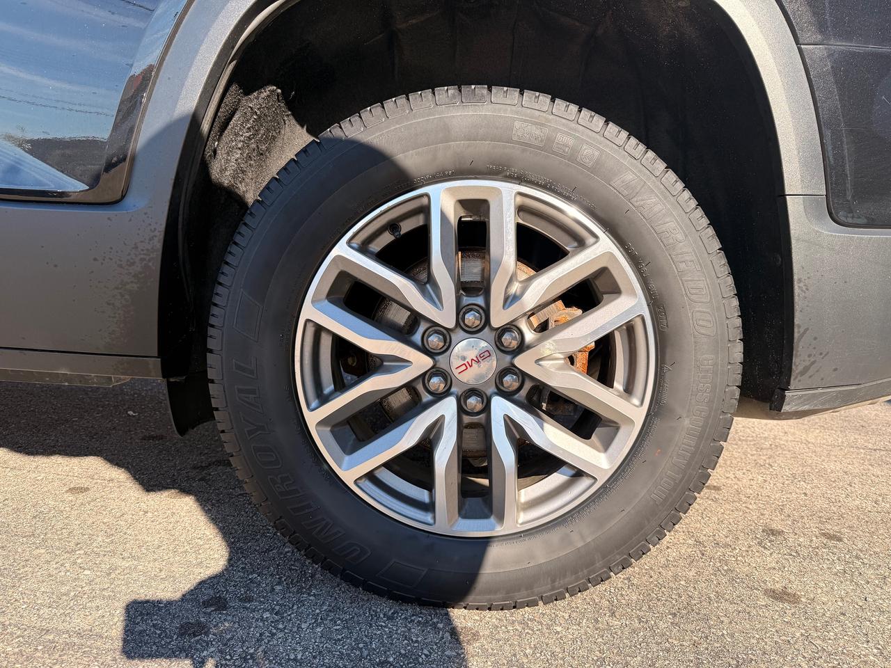 2018 GMC Acadia SLE Photo