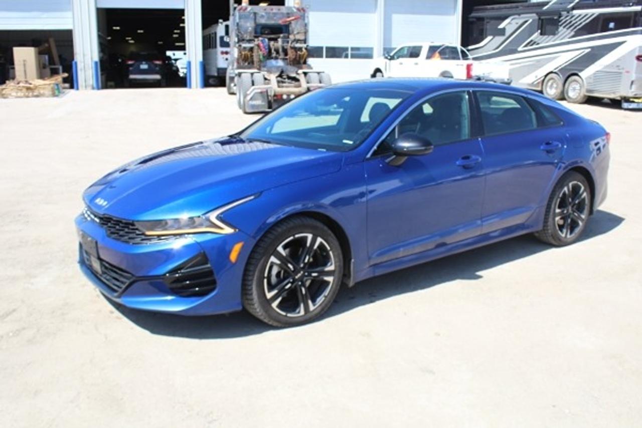 2022 Kia K5 GT-Line Auto AWD w/H&C L, pano S/R, NAV, BUC - Photo #1