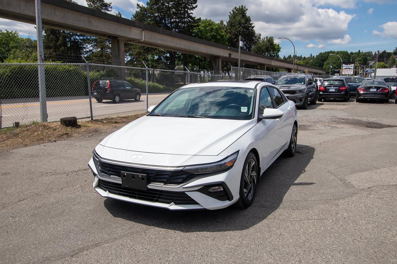2024 Hyundai Elantra Preferred IVT w/Tech Pkg Photo0