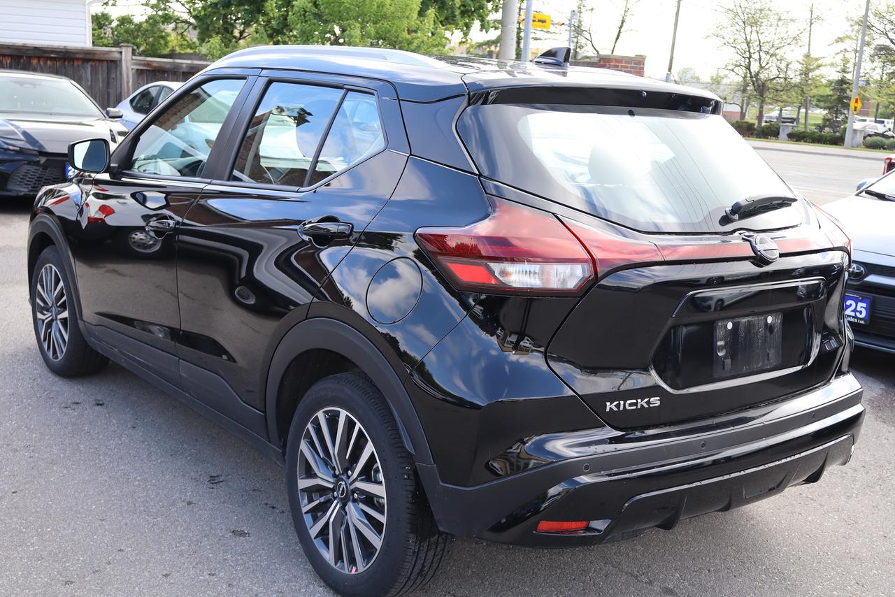 2025 Nissan Kicks SV Photo