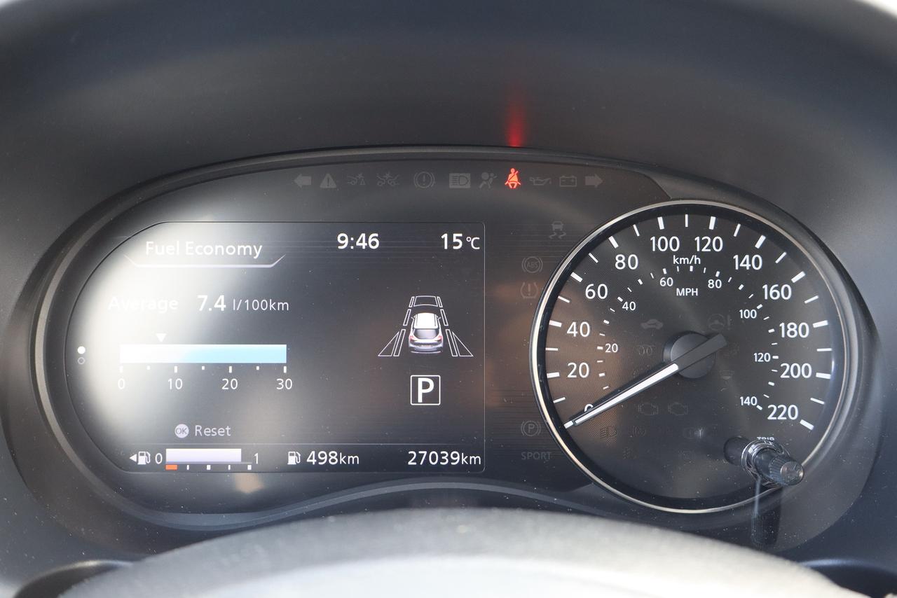 2025 Nissan Kicks SV Photo