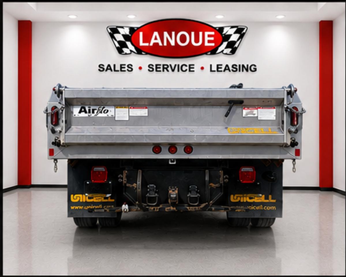 2024 Chevrolet Silverado 3500 Dump Photo