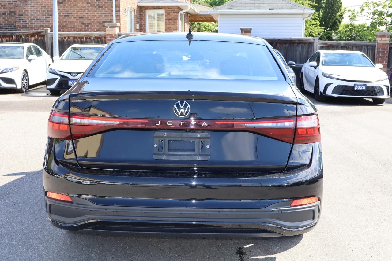 2025 Volkswagen Jetta Comfortline AUTO Photo
