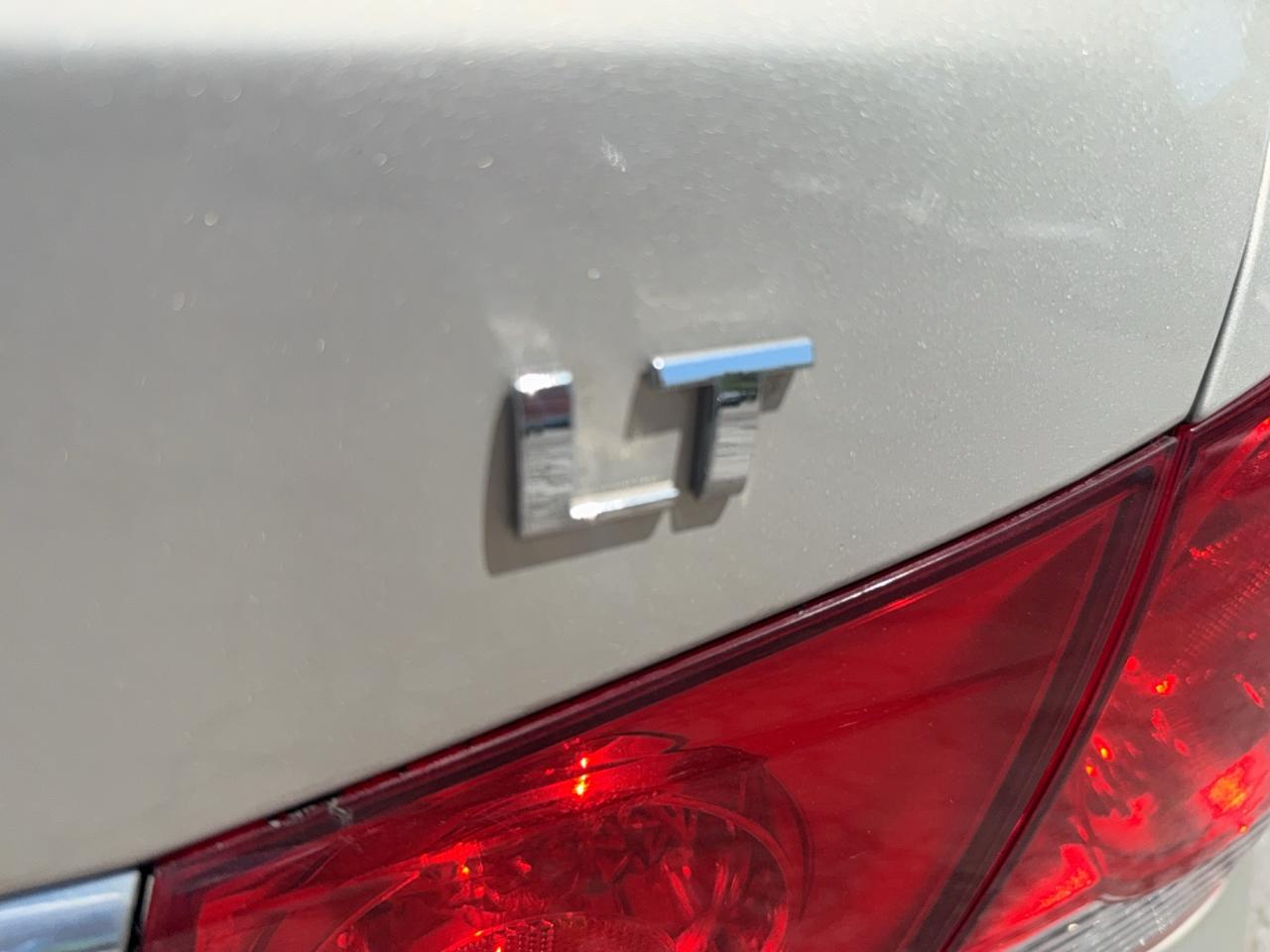 2012 Chevrolet Cruze LT Turbo w/1SA Photo4