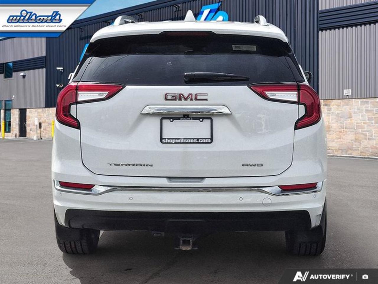 2024 GMC Terrain Denali AWD | Leather | Sunroof | NAV | HUD | 360 Camera | Adaptive Cruise | Heated Seats and More ! Photo