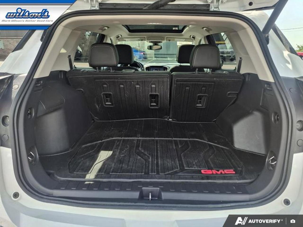 2024 GMC Terrain Denali AWD | Leather | Sunroof | NAV | HUD | 360 Camera | Adaptive Cruise | Heated Seats and More ! Photo