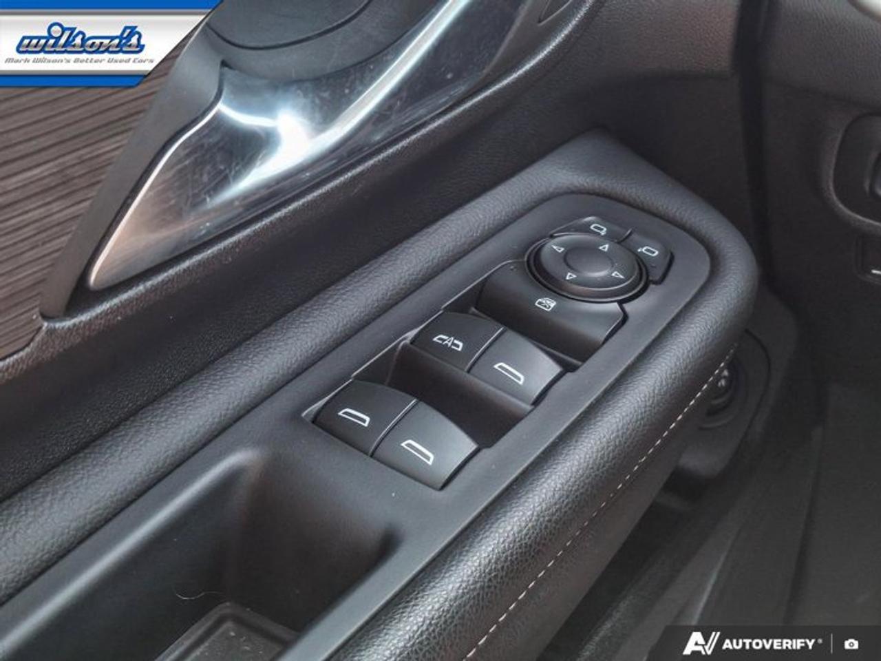 2024 GMC Terrain Denali AWD | Leather | Sunroof | NAV | HUD | 360 Camera | Adaptive Cruise | Heated Seats and More ! Photo