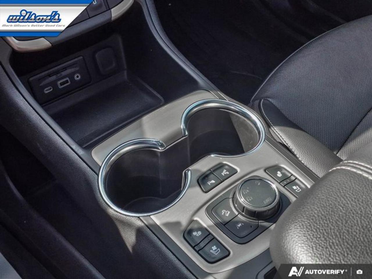 2024 GMC Terrain Denali AWD | Leather | Sunroof | NAV | HUD | 360 Camera | Adaptive Cruise | Heated Seats and More ! Photo