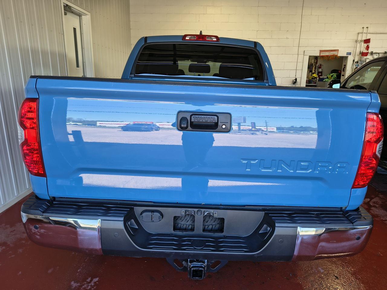2020 Toyota Tundra TRD OFF ROAD Photo0