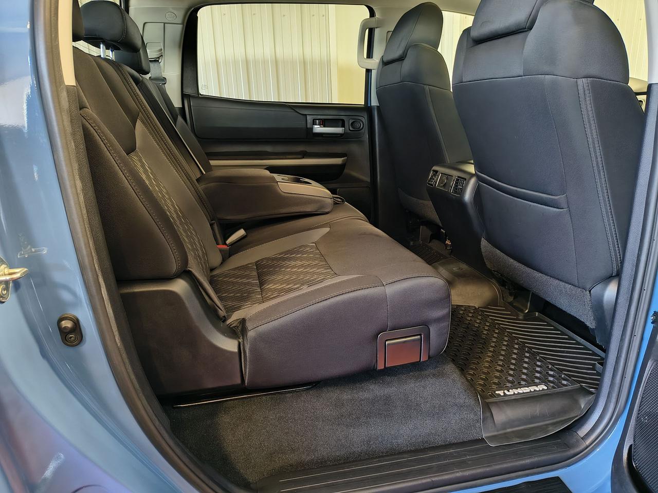 2020 Toyota Tundra TRD OFF ROAD Photo0