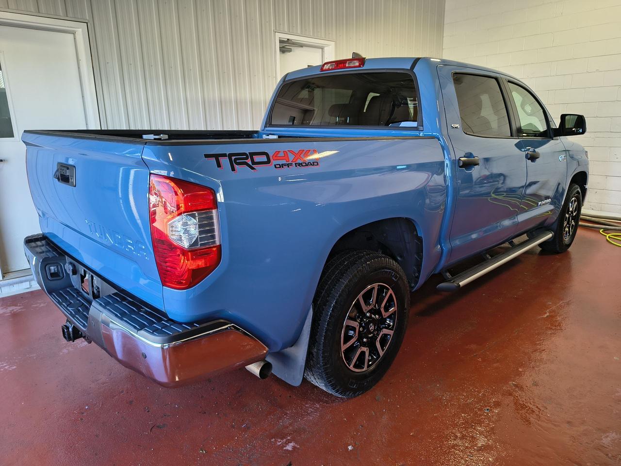 2020 Toyota Tundra TRD OFF ROAD Photo0