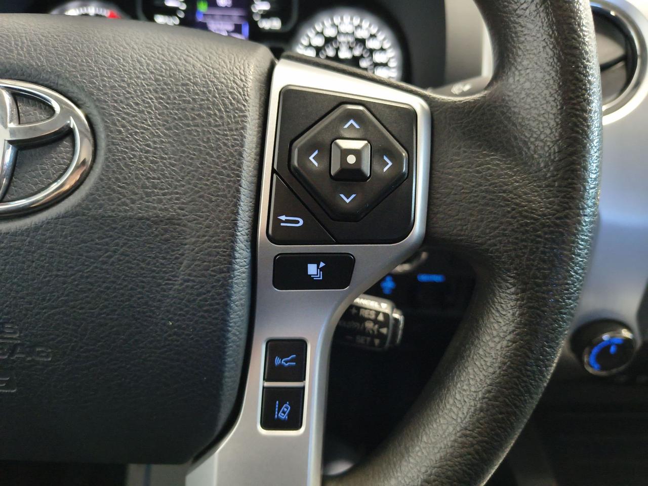 2020 Toyota Tundra TRD OFF ROAD Photo0