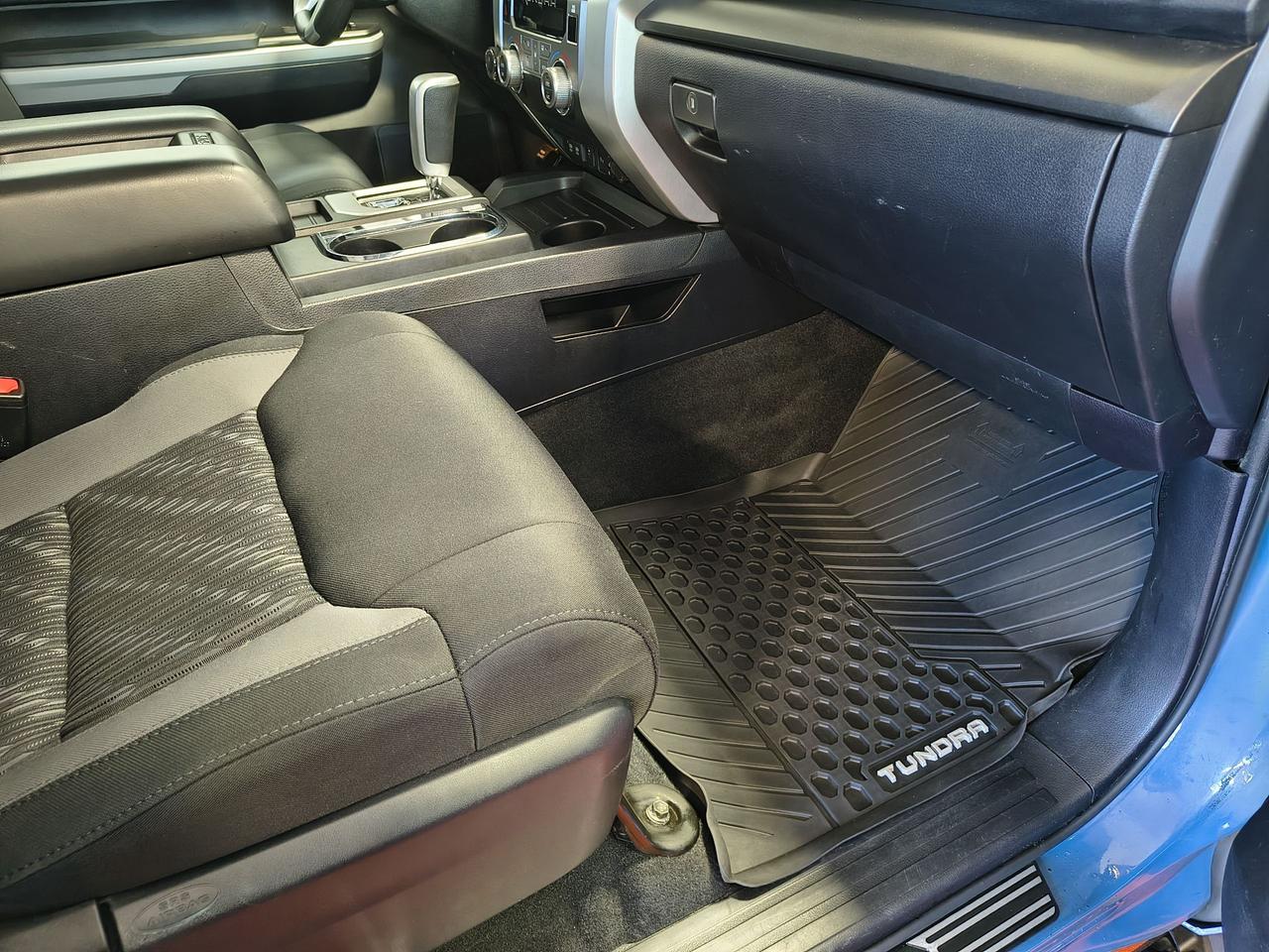2020 Toyota Tundra TRD OFF ROAD Photo0