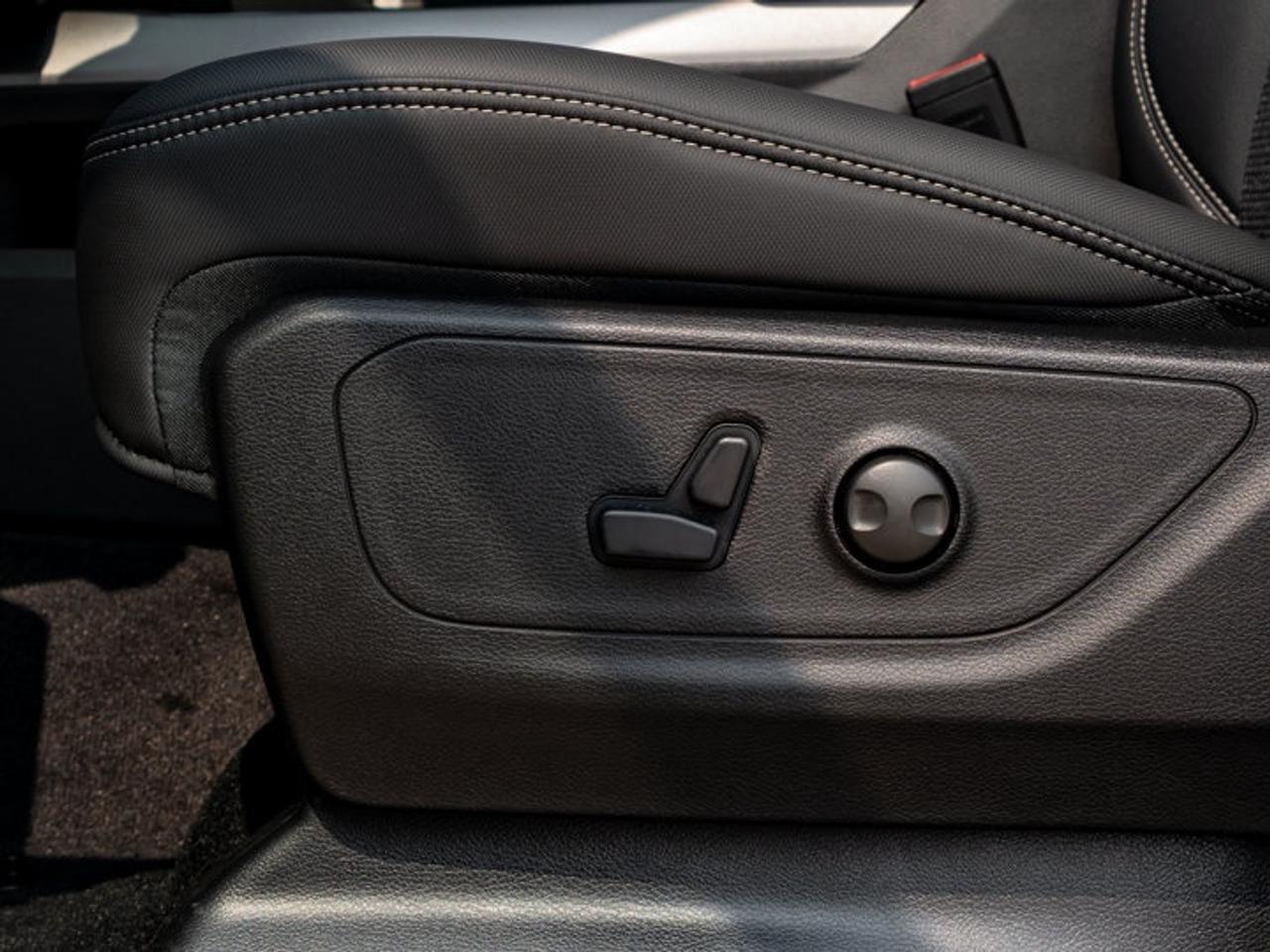 2026 RAM 1500 SPORT Photo