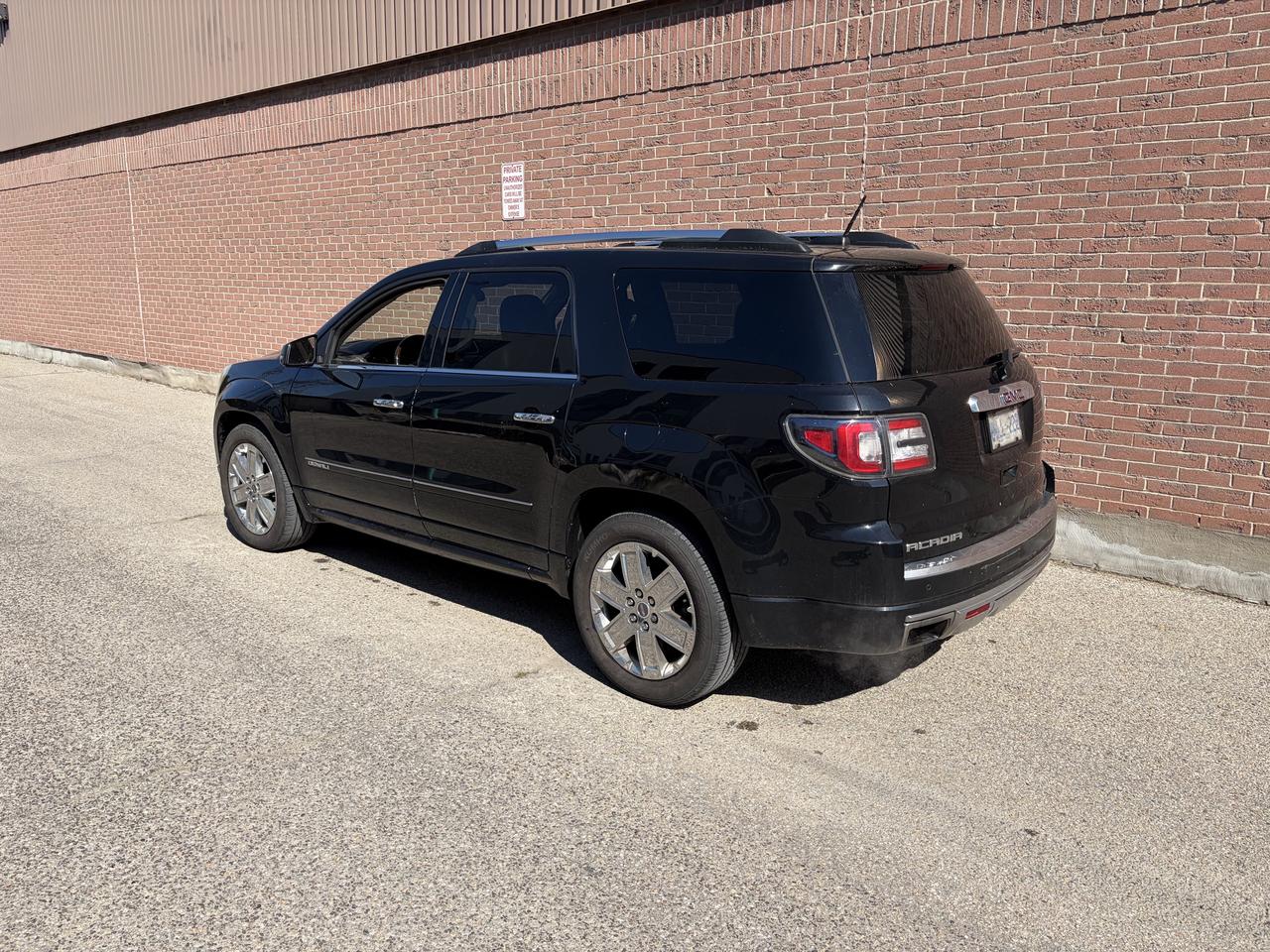 2016 GMC Acadia Denali Photo