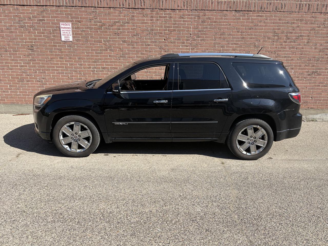 2016 GMC Acadia Denali Photo