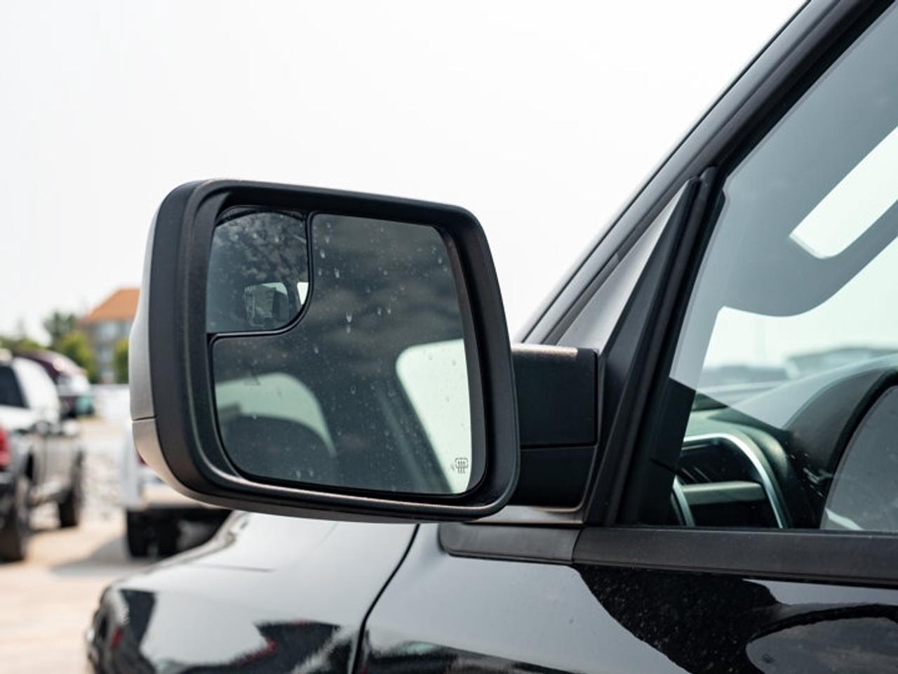 2026 RAM 1500 Express Photo
