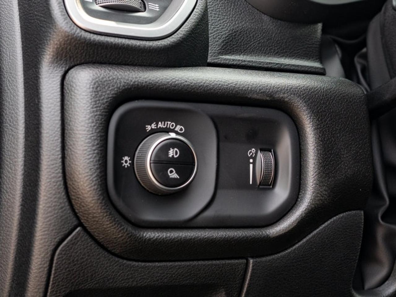 2026 RAM 1500 Express Photo
