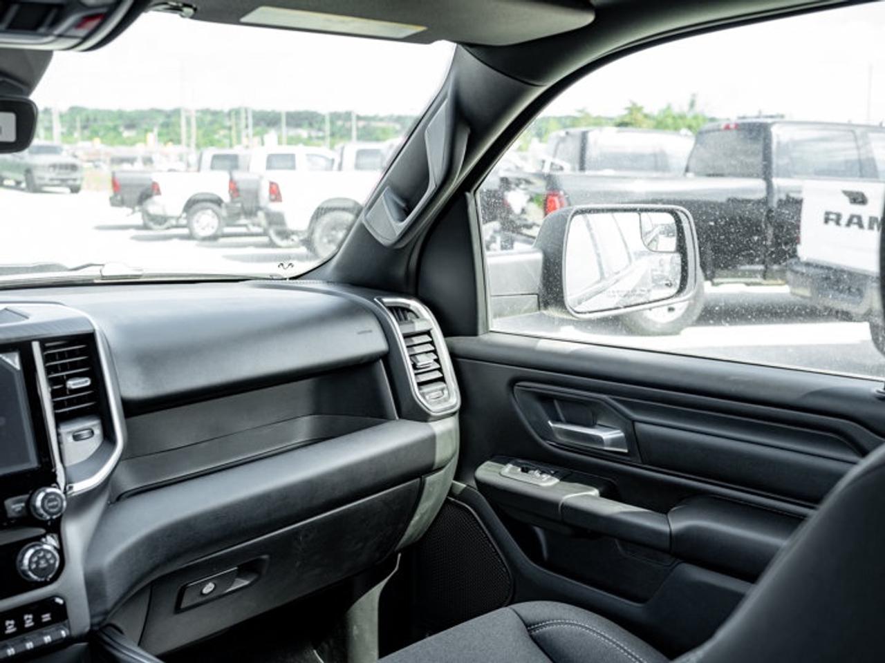 2026 RAM 1500 Express Photo