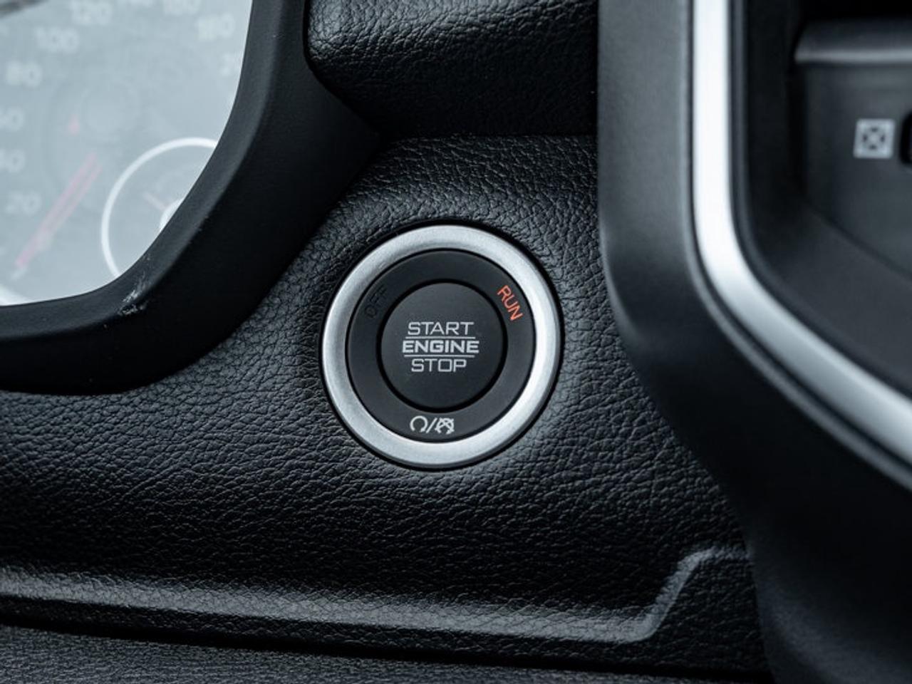 2026 RAM 1500 Express Photo
