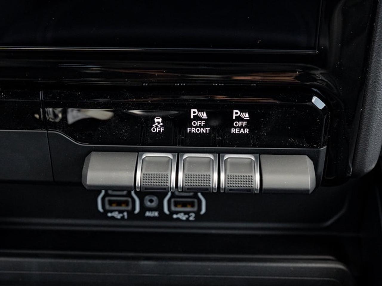2026 RAM 1500 SPORT Photo