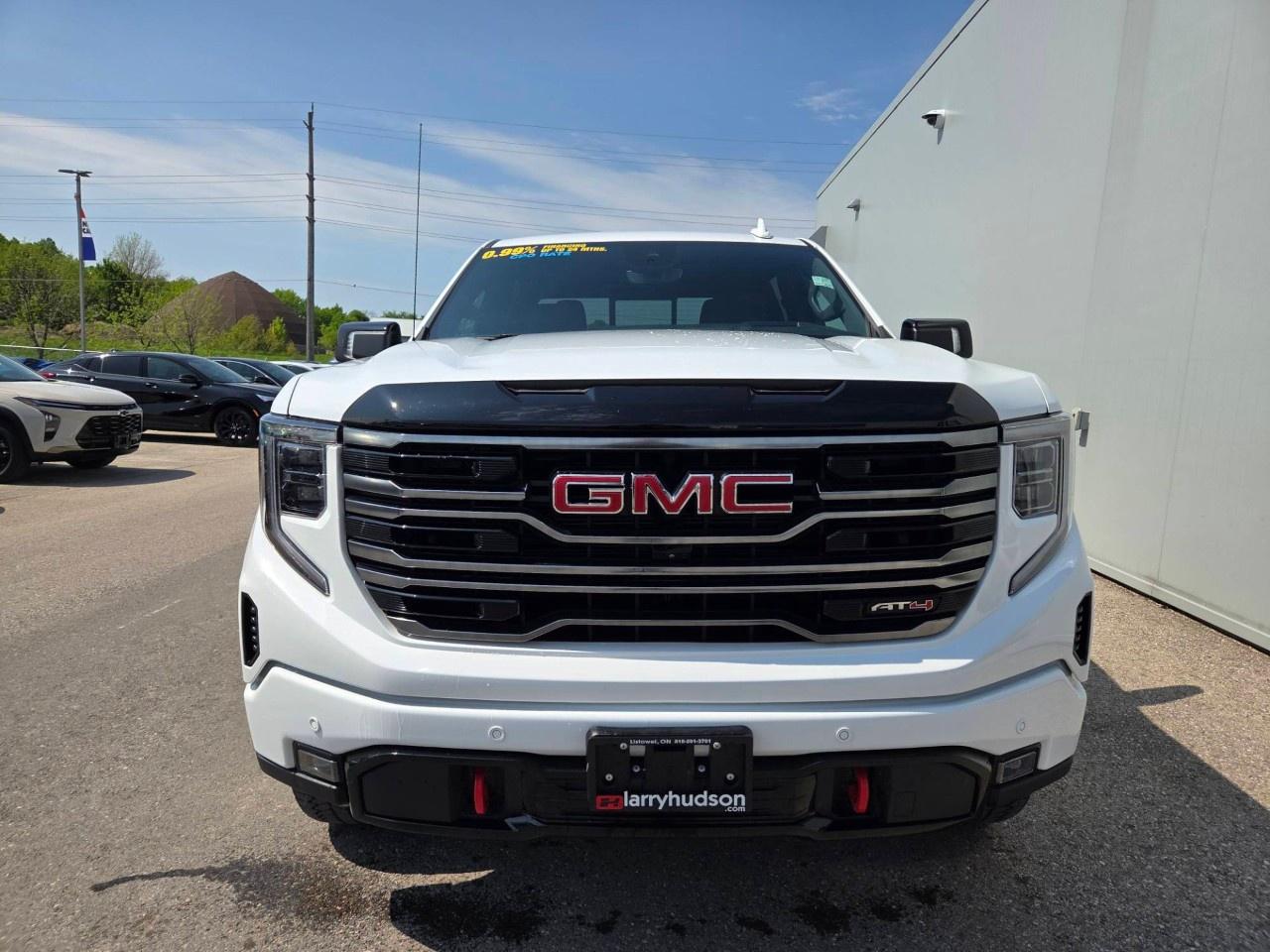2025 GMC Sierra 1500 Crew Cab Standard Box 4-Wheel Drive AT4 Photo