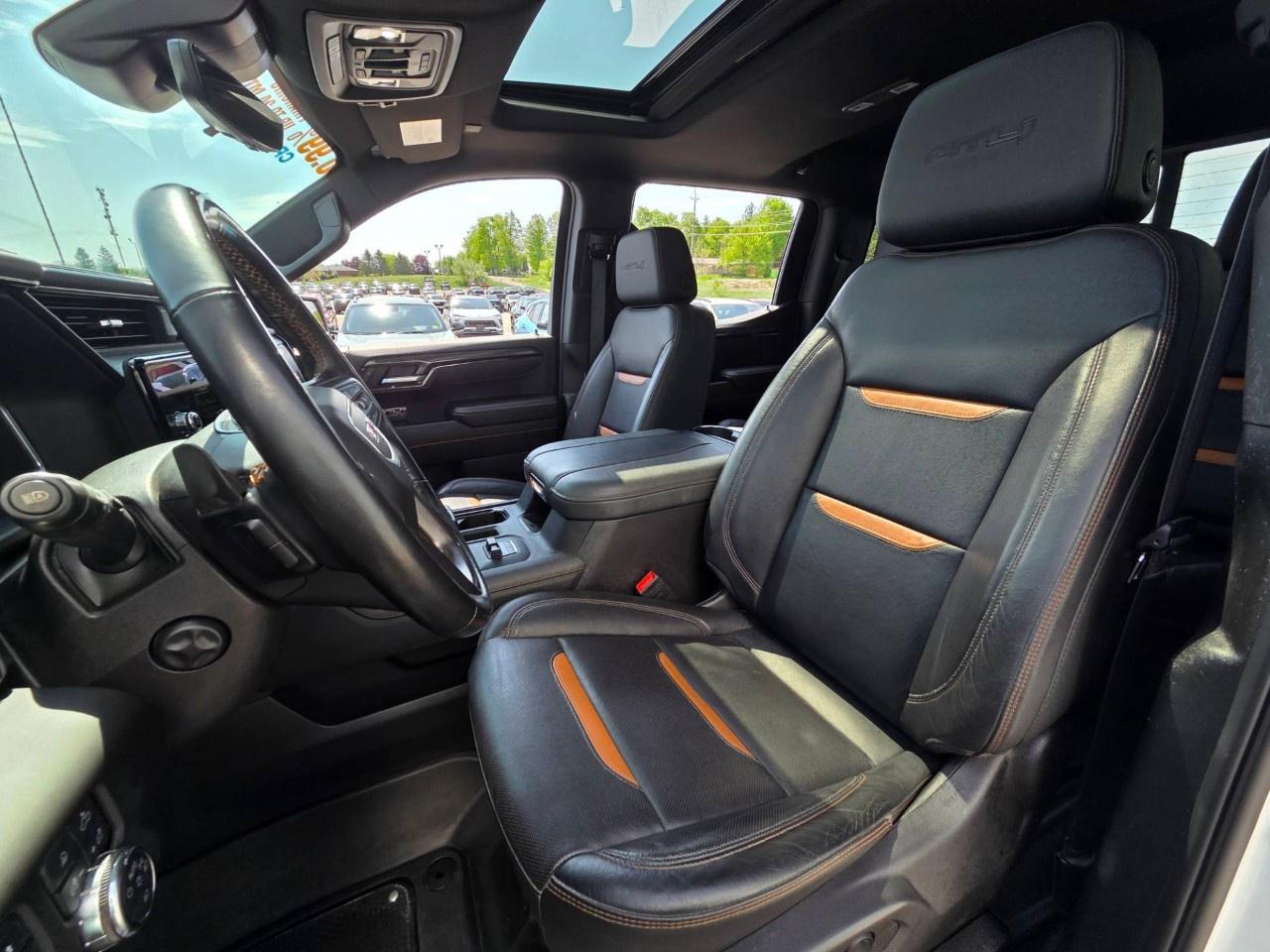 2025 GMC Sierra 1500 Crew Cab Standard Box 4-Wheel Drive AT4 Photo