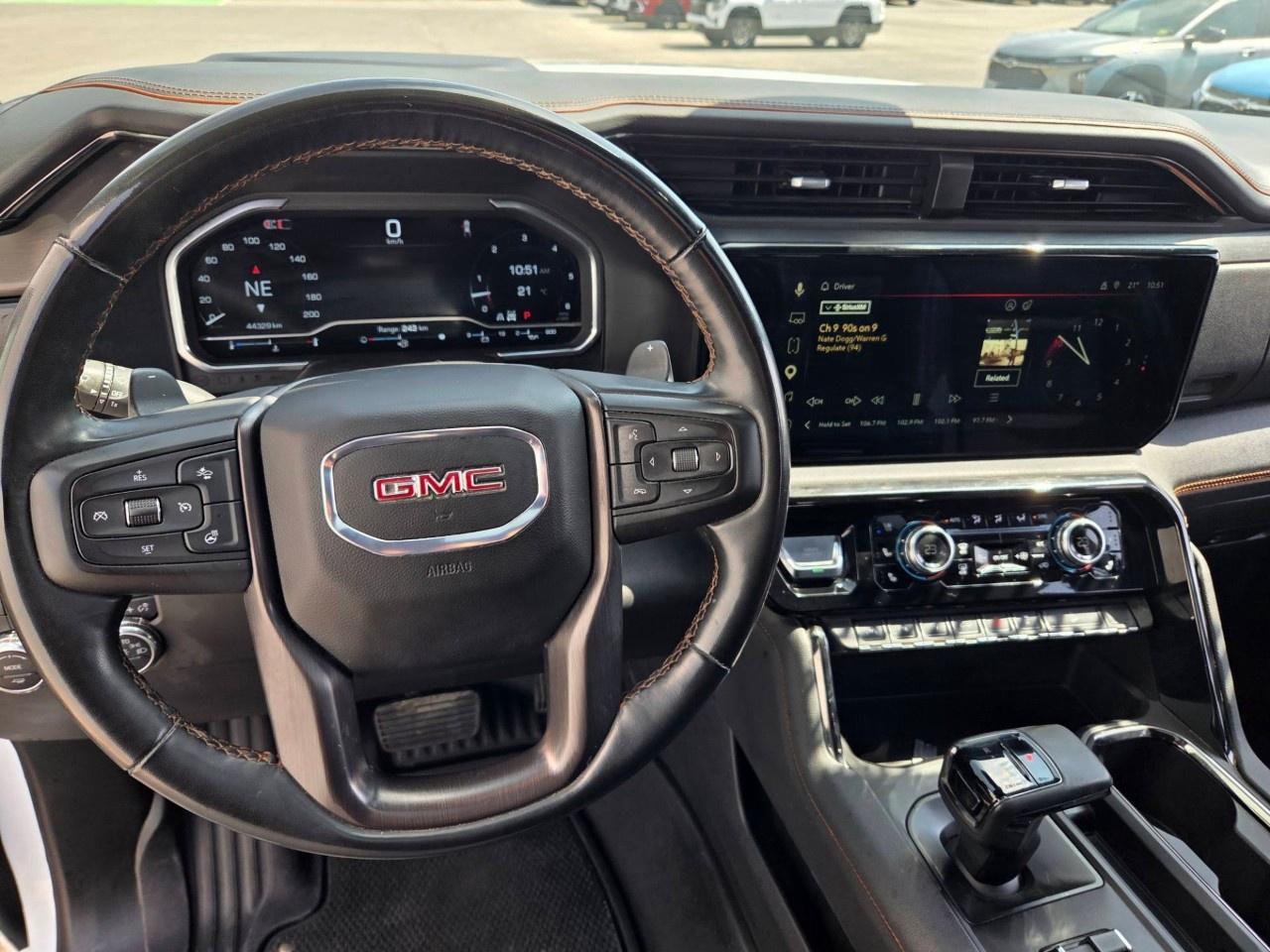 2025 GMC Sierra 1500 Crew Cab Standard Box 4-Wheel Drive AT4 Photo