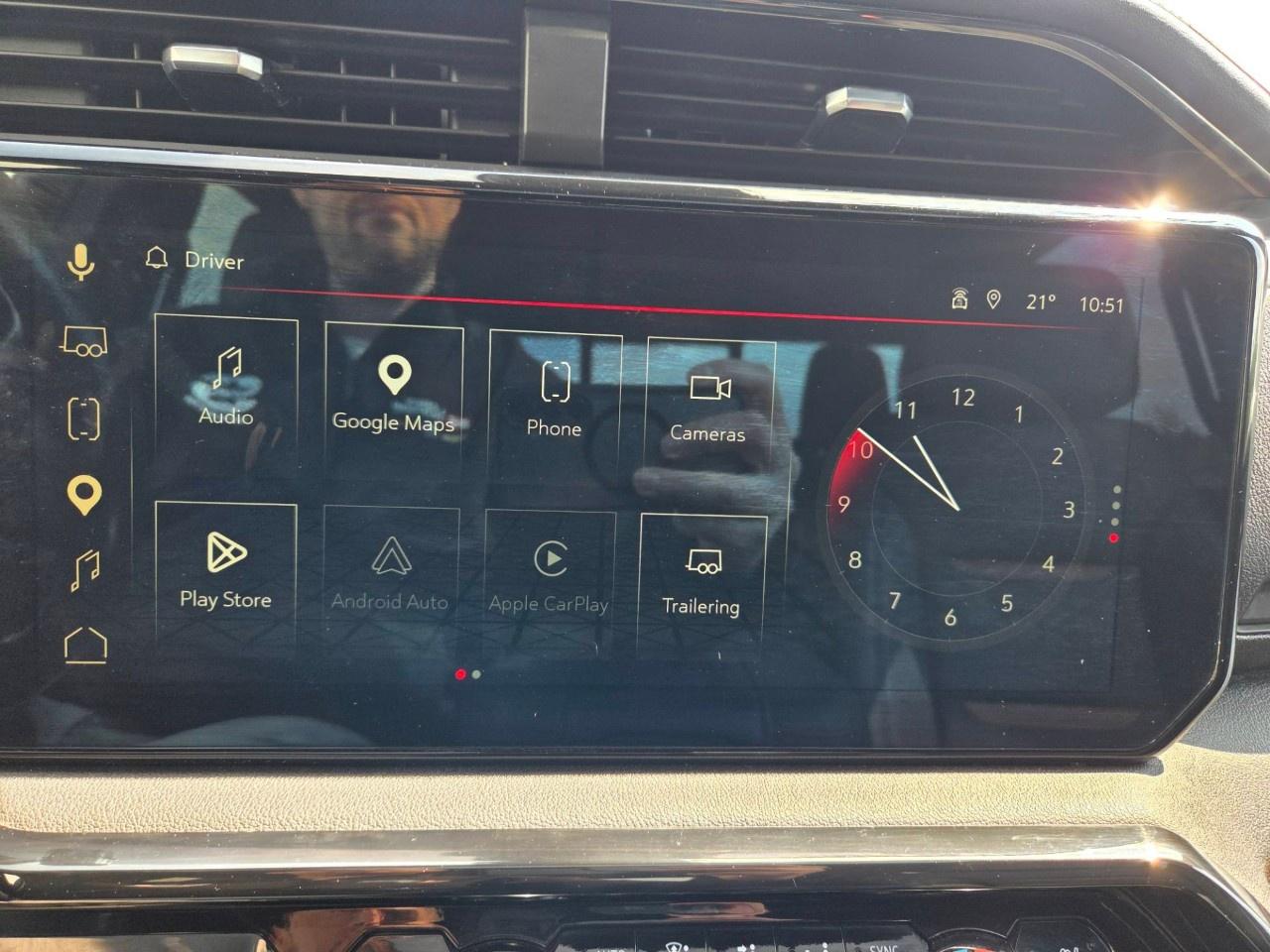 2025 GMC Sierra 1500 Crew Cab Standard Box 4-Wheel Drive AT4 Photo