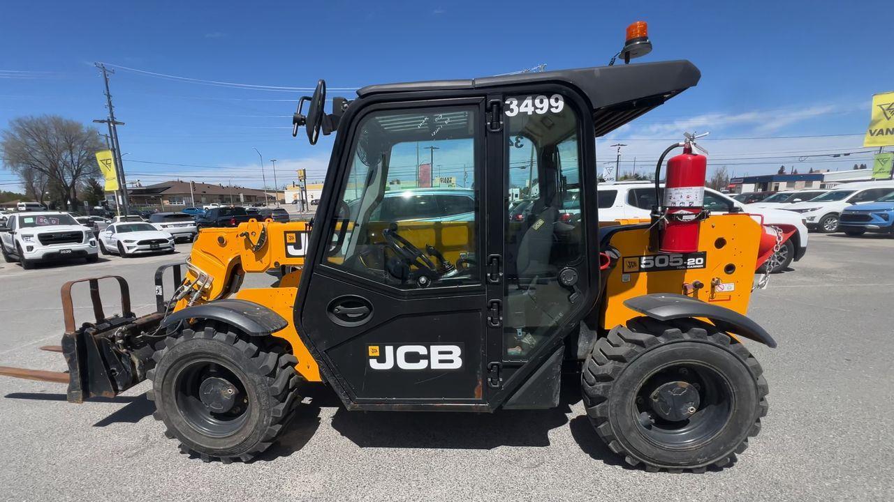 2023 JCB 505-20 TC TELEHANDLER, LIFT CAPACITY OF 5,500 LBS (2,500 KG)!! Photo