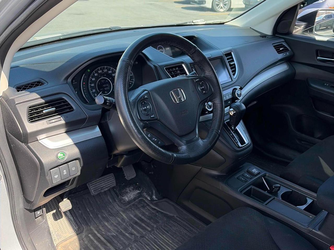 2016 Honda CR-V NEW ARRIVAL | PLEASE CALL AHEAD Photo3