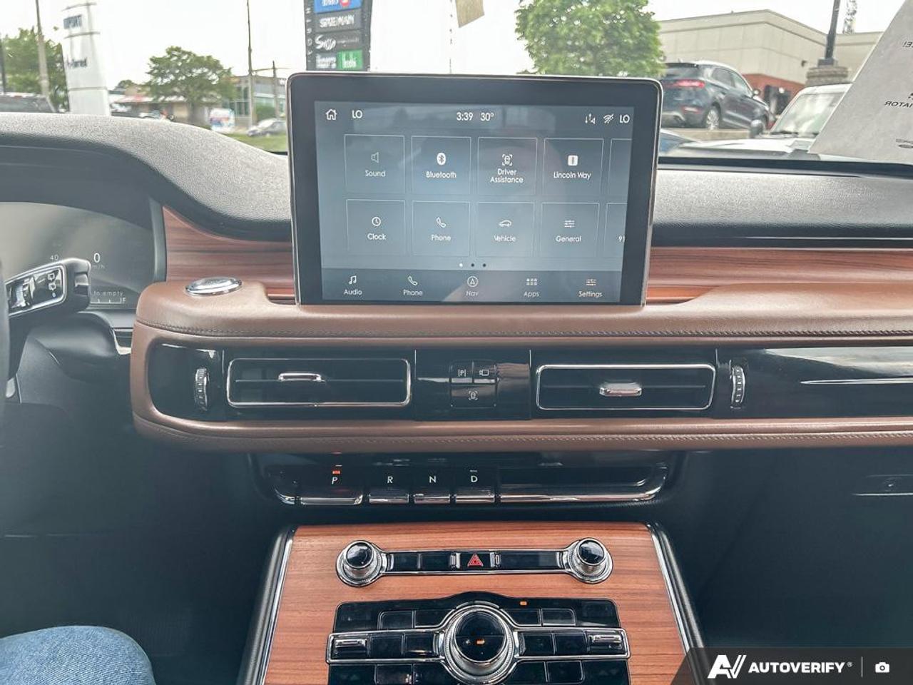 2020 Lincoln Aviator Reserve MOONROOF | ELEMENTS PKG | NO ACCIDENTS | DYNAMIC H Photo