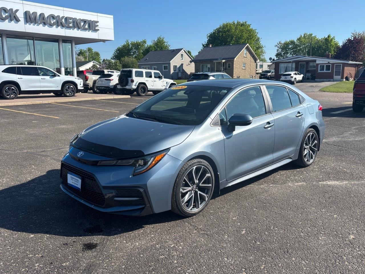 2020 Toyota Corolla SE Used Low Kilometer 5 Passenger Sedan with Heated Front Seats, Heated Steering wheel and a Sunroof Photo