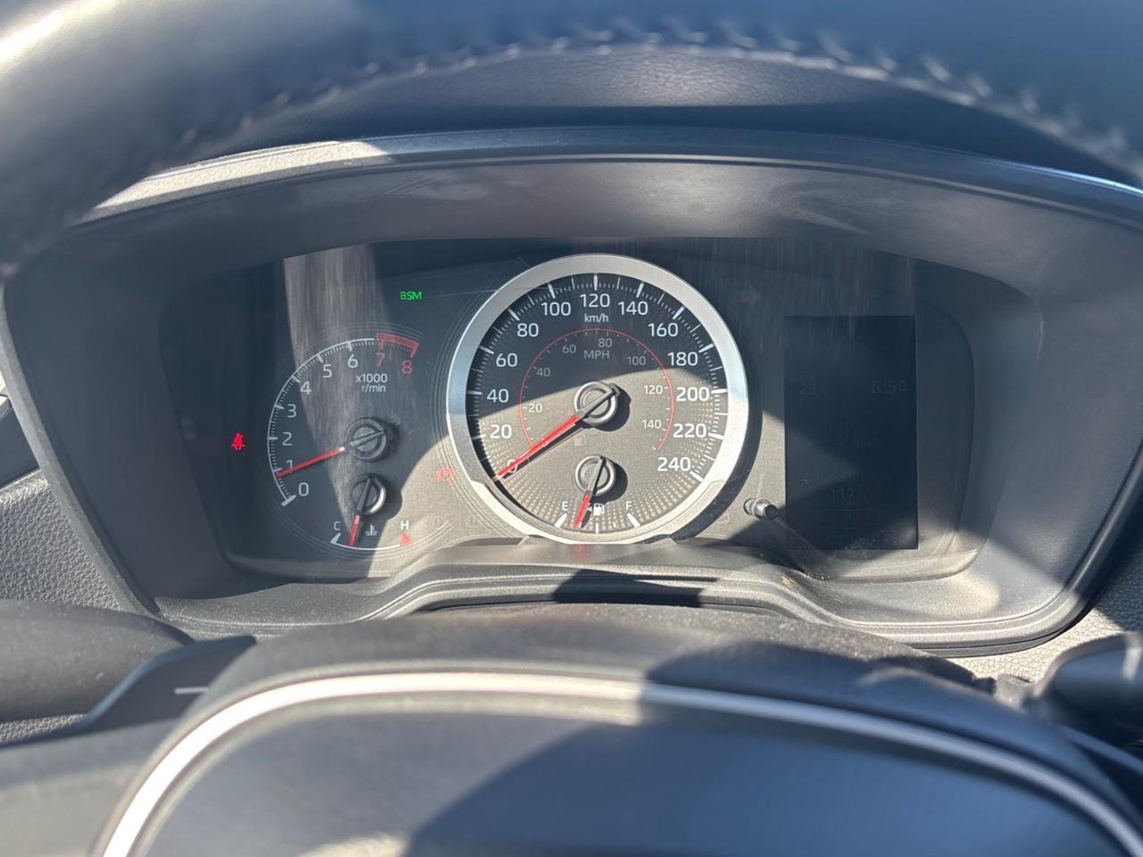 2020 Toyota Corolla SE Used Low Kilometer 5 Passenger Sedan with Heated Front Seats, Heated Steering wheel and a Sunroof Photo