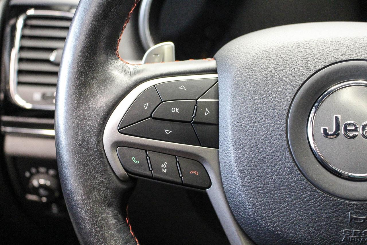 2020 Jeep Grand Cherokee Trailhawk HEATED/VENTILATED FRONT SEATS - NAVIGATION - REMOTE START Photo