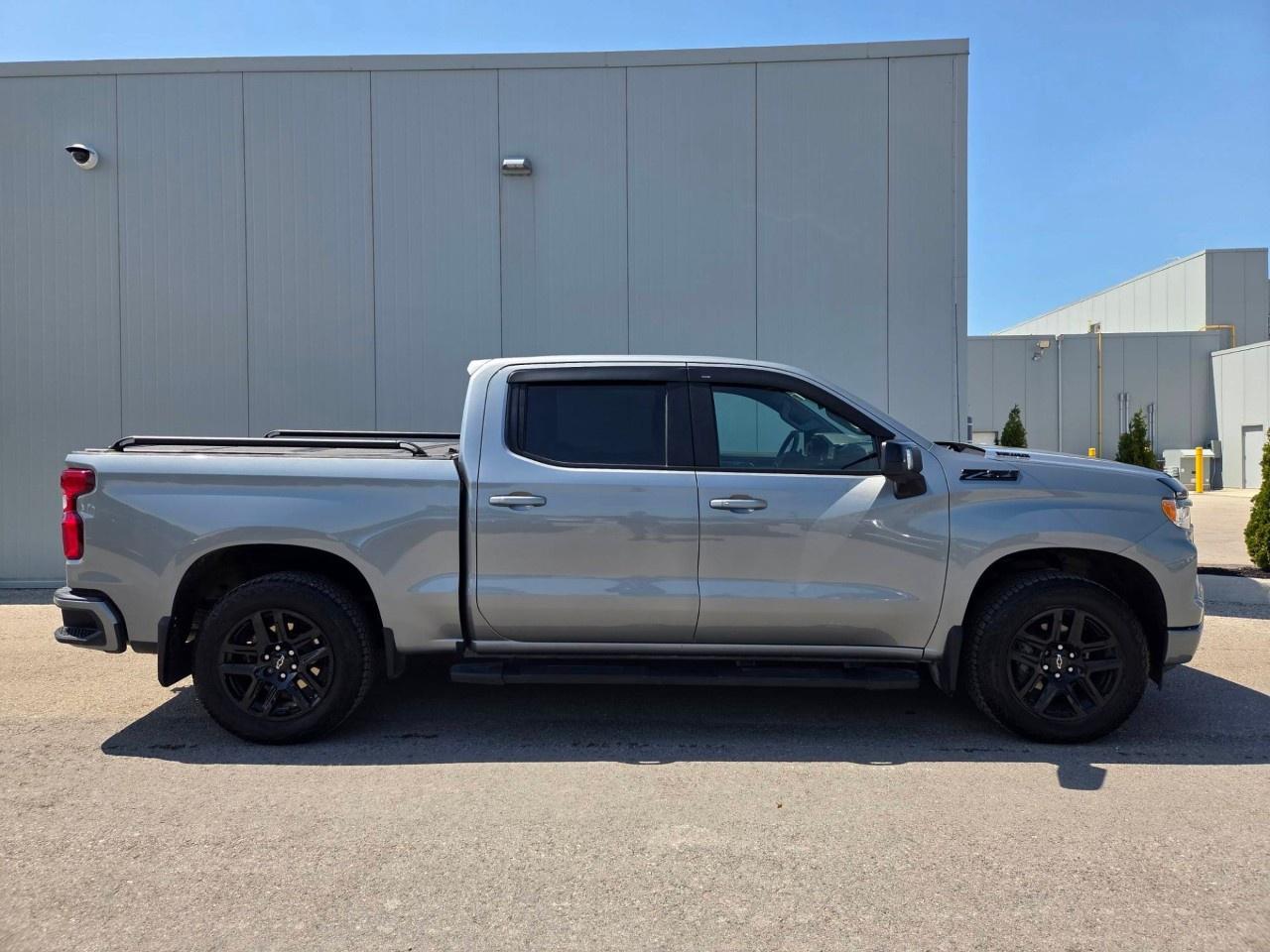 2025 Chevrolet Silverado 1500 Crew Cab Short Box 4-Wheel Drive RST Photo