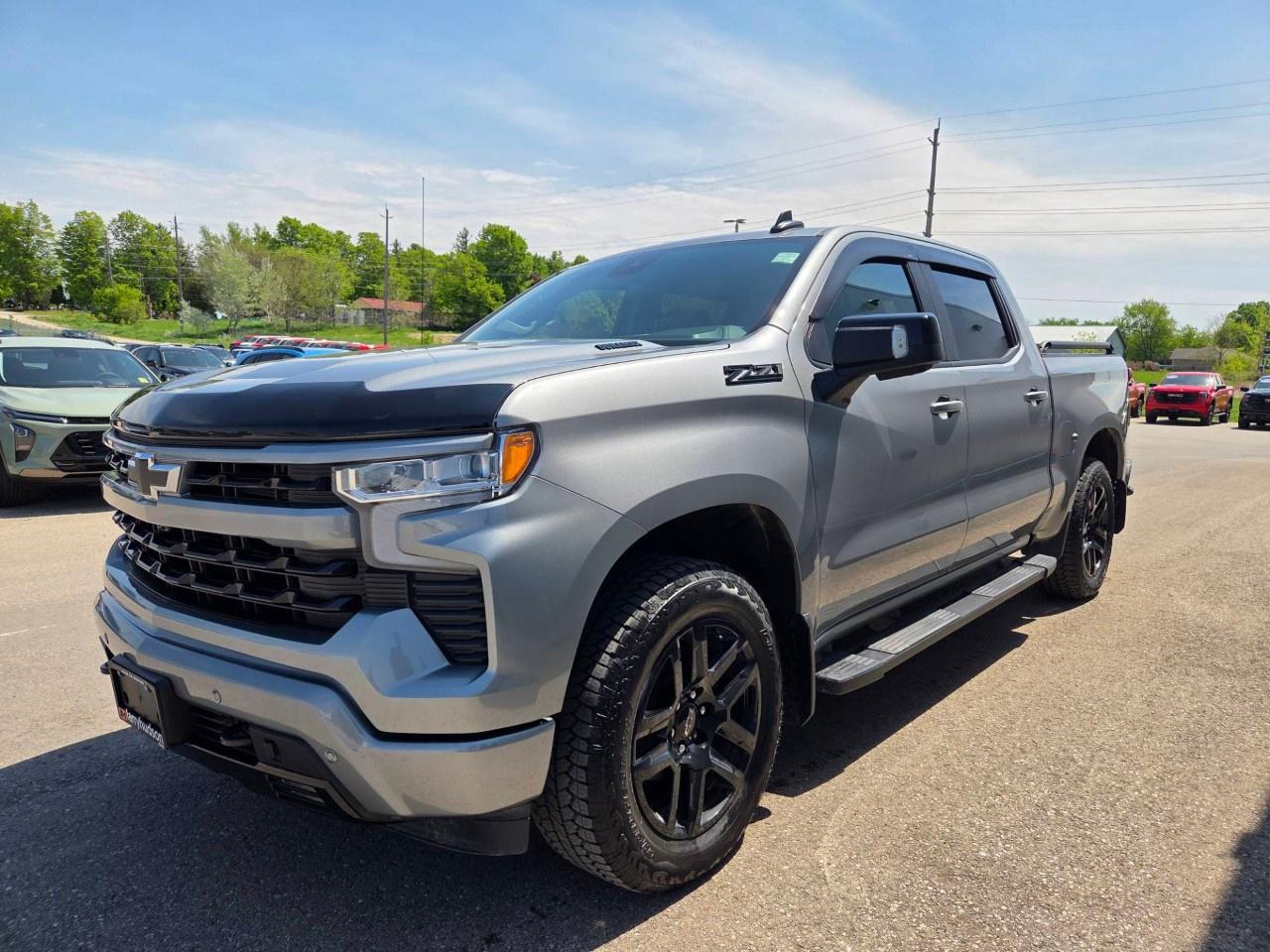 2025 Chevrolet Silverado 1500 Crew Cab Short Box 4-Wheel Drive RST Photo3