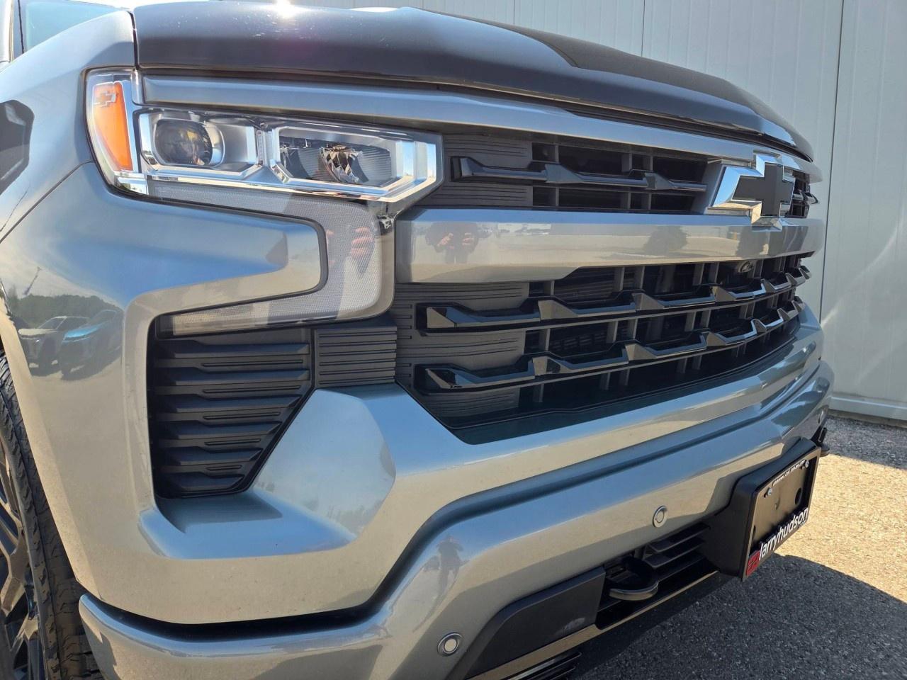 2025 Chevrolet Silverado 1500 Crew Cab Short Box 4-Wheel Drive RST Photo